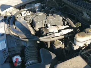 ✅ 2001 GMC Sonoma SL • VIN: 1GTCS145618108130 • Лот: 43149542. Опубликован ранее на IAAI с пробегом 168 579 миль. Бесплатный доступ к архиву аукционных продаж из США и подробный отчёт об истории автомобиля на DreamBid. Изображение 19.