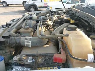 ✅ 2018 Ford F-250 XL • VIN: 1FT7W2AT8JEB20943 • Лот: 43111623. Опубликован ранее на IAAI с пробегом 215 058 миль. Бесплатный доступ к архиву аукционных продаж из США и подробный отчёт об истории автомобиля на DreamBid. Изображение 18.