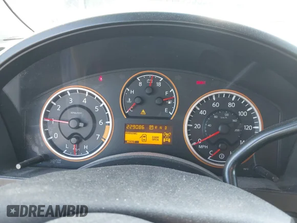 ✅ 2011 Nissan Titan SV • VIN: 1N6AA0EJ6BN326231 • Lot: 42740313. Wystawiony na IAAI z przebiegiem 229 086 mil. Bezpłatny archiwum sprzedaży aukcyjnych z USA i szczegółowy raport historii pojazdu na DreamBid. Zdjęcie 7.