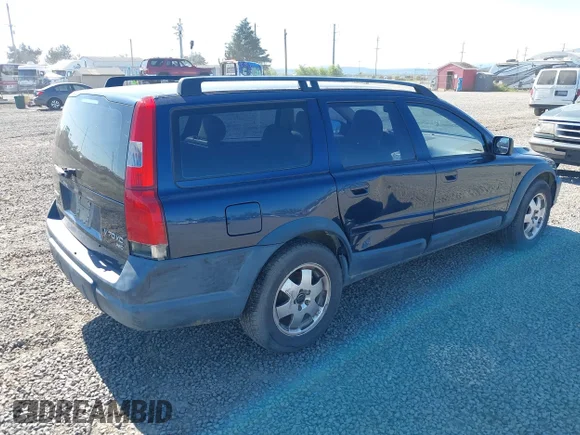 ✅ 2002 Volvo V70 • VIN: YV1SZ58D521055229 • Лот: 42054331. Опубліковано раніше на IAAI з пробігом 141 077 миль. Безкоштовний доступ до архіву аукціонних продажів зі США та докладний звіт про історію автомобіля на DreamBid. Зображення 4.
