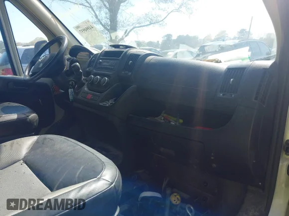 ✅ 2017 Ram ProMaster Cargo • VIN: 3C6TRVDG1HE512559 • Лот: 44994937. Опубліковано раніше на IAAI з пробігом 86 761 миль. Безкоштовний доступ до архіву аукціонних продажів зі США та докладний звіт про історію автомобіля на DreamBid. Зображення 5.