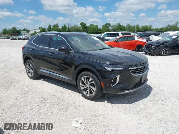 ✅ 2023 Buick Envision Essence • VIN: LRBFZNR49PD017013 • Lot: 44871560. Wystawiony na IAAI z przebiegiem 38 184 mil. Bezpłatny archiwum sprzedaży aukcyjnych z USA i szczegółowy raport historii pojazdu na DreamBid. Zdjęcie 1.
