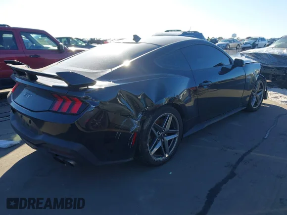✅ 2024 Ford Mustang GT Premium • VIN: 1FA6P8CFXR5417748 • Lot: 44171588. Wystawiony na IAAI z przebiegiem 26 815 mil. Bezpłatny archiwum sprzedaży aukcyjnych z USA i szczegółowy raport historii pojazdu na DreamBid. Zdjęcie 4.
