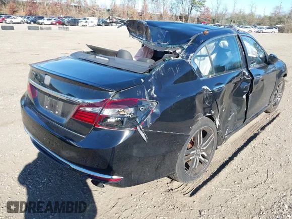 ✅ 2017 Honda Accord Sport • VIN: 1HGCR2F57HA118989 • Lot: 43733831. Wystawiony na IAAI z przebiegiem 196 107 mil. Bezpłatny archiwum sprzedaży aukcyjnych z USA i szczegółowy raport historii pojazdu na DreamBid. Zdjęcie 4.