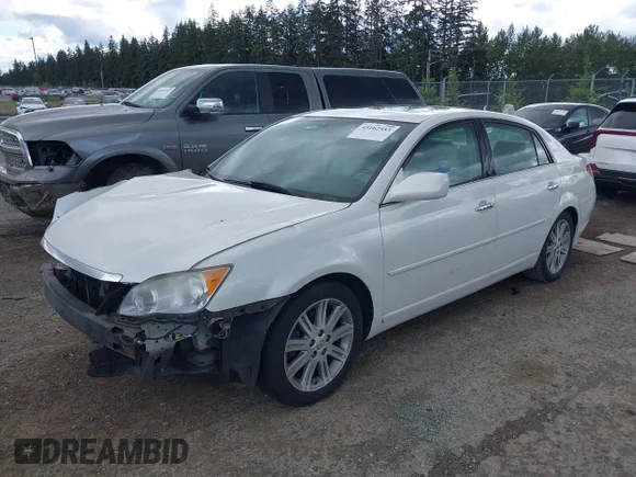 ✅ 2009 Toyota Avalon Limited • VIN: 4T1BK36B39U348194 • Lot: 45162553. Wystawiony na IAAI z przebiegiem 344 945 mil. Bezpłatny archiwum sprzedaży aukcyjnych z USA i szczegółowy raport historii pojazdu na DreamBid. Zdjęcie 2.