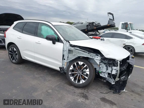 2026 Volvo XC60 Plus
