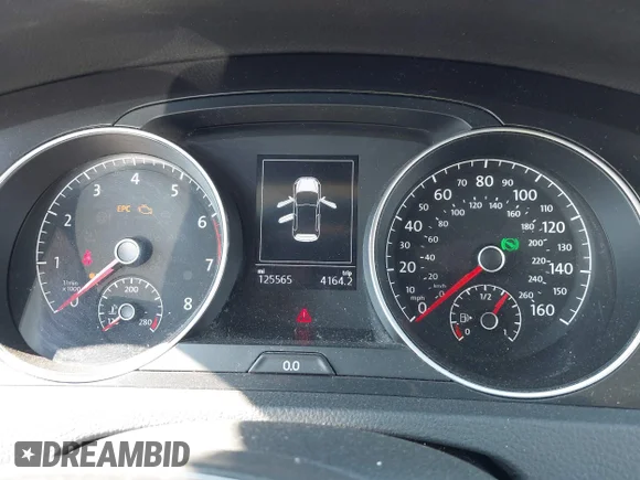 ✅ 2018 Volkswagen Golf S • VIN: 3VWG17AU1JM277967 • Лот: 43255621. Опубліковано раніше на IAAI з пробігом 125 565 миль. Безкоштовний доступ до архіву аукціонних продажів зі США та докладний звіт про історію автомобіля на DreamBid. Зображення 7.