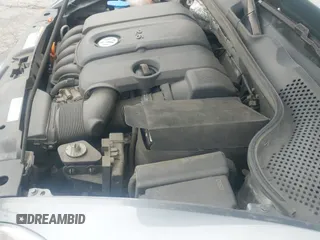 ✅ 2013 Volkswagen Beetle 2.5L • VIN: 3VWJP7AT6DM667477 • Lot: 42215545. Wystawiony na IAAI z przebiegiem 87 392 mil. Bezpłatny archiwum sprzedaży aukcyjnych z USA i szczegółowy raport historii pojazdu na DreamBid. Zdjęcie 19.