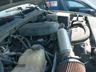 ✅ 2003 GMC Yukon XL SLT • VIN: 3GKEC16Z93G300911 • Lot: 43101382. Wystawiony na IAAI z przebiegiem 237 463 mil. Bezpłatny archiwum sprzedaży aukcyjnych z USA i szczegółowy raport historii pojazdu na DreamBid. Zdjęcie 12.