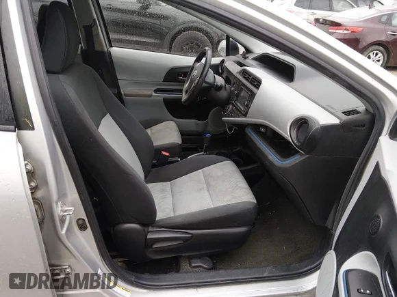 ✅ 2012 Toyota Prius One • VIN: JTDKDTB35C1501244 • Lot: 45228938. Wystawiony na IAAI z przebiegiem Nie podano. Bezpłatny archiwum sprzedaży aukcyjnych z USA i szczegółowy raport historii pojazdu na DreamBid. Zdjęcie 5.