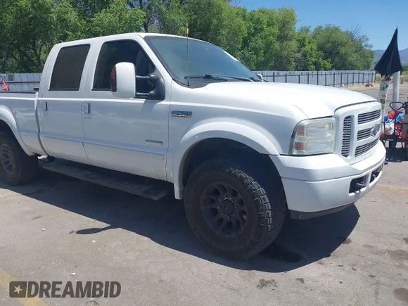 ✅ 2006 Ford F-250 XL • VIN: 1FTSW21PX6EB20592 • Лот: 45312003. Опубликован ранее на IAAI с пробегом 200 953 миль. Бесплатный доступ к архиву аукционных продаж из США и подробный отчёт об истории автомобиля на DreamBid. Изображение 1.