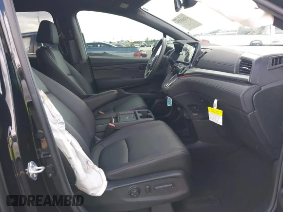✅ 2025 Honda Odyssey Sport-L • VIN: 5FNRL6H71SB059730 • Лот: 43245373. Опубликован ранее на IAAI с пробегом 20 671 миль. Бесплатный доступ к архиву аукционных продаж из США и подробный отчёт об истории автомобиля на DreamBid. Изображение 5.