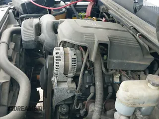 ✅ 2007 Chevrolet Silverado 1500 1LT • VIN: 2GCEC13J971511292 • Lot: 42181818. Wystawiony na IAAI z przebiegiem 239 647 mil. Bezpłatny archiwum sprzedaży aukcyjnych z USA i szczegółowy raport historii pojazdu na DreamBid. Zdjęcie 19.