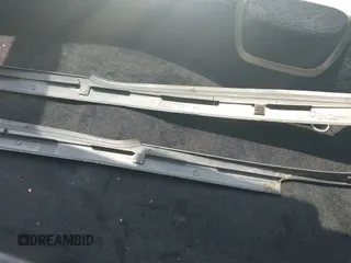 ✅ 2007 Porsche Cayman • VIN: WP0AA298X7U761370 • Lot: 42573411. Listed on IAAI with 31,459 mi. Free auction sales archive from the USA and detailed vehicle history report at DreamBid. Image 20.