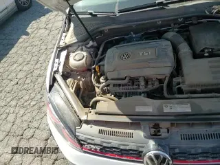 ✅ 2018 Volkswagen Golf GTI S • VIN: 3VW447AU1JM252240 • Lot: 83830705. Wystawiony na Copart z przebiegiem 96 179 mil. Bezpłatny archiwum sprzedaży aukcyjnych z USA i szczegółowy raport historii pojazdu na DreamBid. Zdjęcie 13.