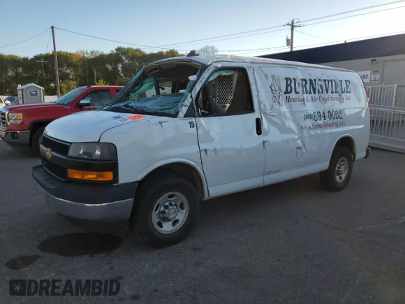 ✅ 2020 Chevrolet Express Cargo • VIN: 1GCWGAFG0L1242415 • Лот: 85867125. Опубліковано раніше на Copart з пробігом Не вказано. Безкоштовний доступ до архіву аукціонних продажів зі США та докладний звіт про історію автомобіля на DreamBid. Зображення 1.