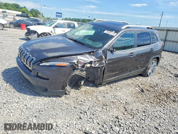 ✅ 2015 Jeep Cherokee Latitude • VIN: 1C4PJLCB6FW690126 • Lot: 56352116. Wystawiony na Copart z przebiegiem 96 634 mil. Bezpłatny archiwum sprzedaży aukcyjnych z USA i szczegółowy raport historii pojazdu na DreamBid. Zdjęcie 1.