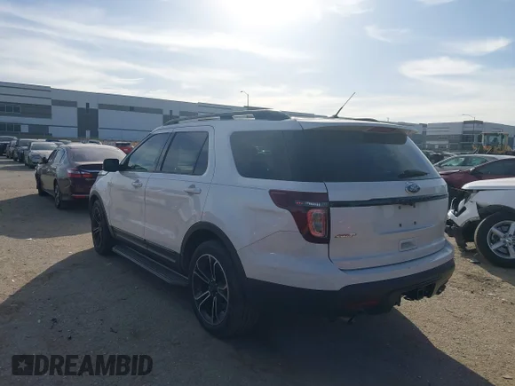 ✅ 2015 Ford Explorer Sport • VIN: 1FM5K8GT0FGB46991 • Lot: 43988452. Wystawiony na IAAI z przebiegiem 146 825 mil. Bezpłatny archiwum sprzedaży aukcyjnych z USA i szczegółowy raport historii pojazdu na DreamBid. Zdjęcie 3.