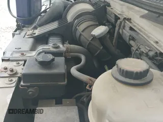 ✅ 2001 Ford Econoline Cargo • VIN: 1FTRE14261HA74696 • Lot: 41915335. Wystawiony na IAAI z przebiegiem 124 282 mil. Bezpłatny archiwum sprzedaży aukcyjnych z USA i szczegółowy raport historii pojazdu na DreamBid. Zdjęcie 12.