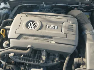 ✅ 2018 Volkswagen Golf S • VIN: 3VWG17AU4JM251864 • Lot: 41545543. Wystawiony na IAAI z przebiegiem 16 849 mil. Bezpłatny archiwum sprzedaży aukcyjnych z USA i szczegółowy raport historii pojazdu na DreamBid. Zdjęcie 12.