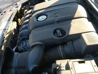 ✅ 2014 Volkswagen Passat S • VIN: 1VWAP7A30EC008863 • Lot: 41004815. Wystawiony na IAAI z przebiegiem 219 881 mil. Bezpłatny archiwum sprzedaży aukcyjnych z USA i szczegółowy raport historii pojazdu na DreamBid. Zdjęcie 19.