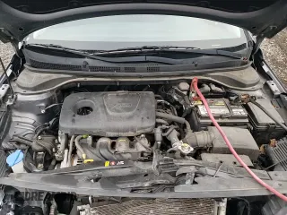 ✅ 2019 Hyundai Accent SE • VIN: 3KPC24A38KE057421 • Лот: 86072974. Опубликован ранее на Copart с пробегом 101 577 миль. Бесплатный доступ к архиву аукционных продаж из США и подробный отчёт об истории автомобиля на DreamBid. Изображение 13.