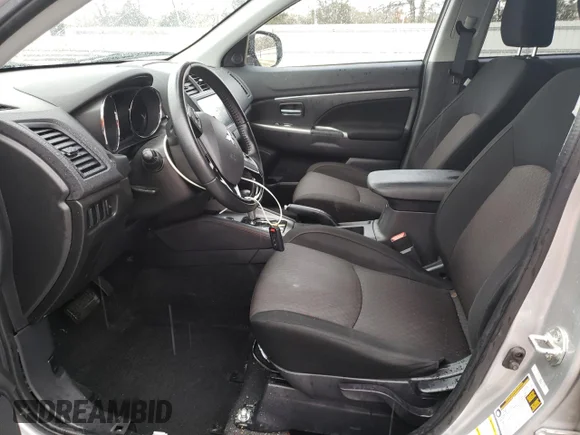 ✅ 2019 Mitsubishi Outlander ES • VIN: JA4AR3AUXKU027774 • Lot: 78994544. Wystawiony na Copart z przebiegiem 85 525 mil. Bezpłatny archiwum sprzedaży aukcyjnych z USA i szczegółowy raport historii pojazdu na DreamBid. Zdjęcie 7.