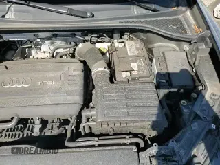 ✅ 2019 Audi Q3 S line Premium • VIN: WA1DECF30K1082857 • Lot: 70777025. Wystawiony na Copart z przebiegiem 28 565 mil. Bezpłatny archiwum sprzedaży aukcyjnych z USA i szczegółowy raport historii pojazdu na DreamBid. Zdjęcie 13.