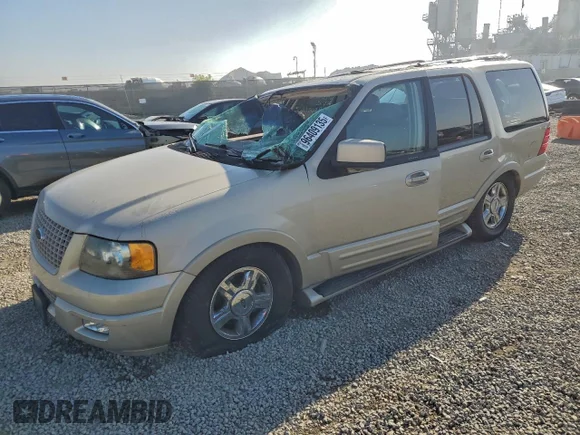 ✅ 2005 Ford Expedition Limited • VIN: 1FMFU19535LB07838 • Lot: 96409135. Wystawiony na Copart z przebiegiem 158 125 mil. Bezpłatny archiwum sprzedaży aukcyjnych z USA i szczegółowy raport historii pojazdu na DreamBid. Zdjęcie 1.