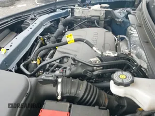 ✅ 2024 Buick Envista Avenir • VIN: KL47LCE27RB152628 • Lot: 42584358. Wystawiony na IAAI z przebiegiem 8 556 mil. Bezpłatny archiwum sprzedaży aukcyjnych z USA i szczegółowy raport historii pojazdu na DreamBid. Zdjęcie 19.