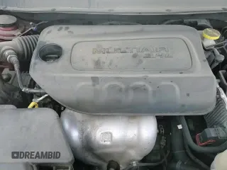 ✅ 2019 Jeep Cherokee Latitude Plus • VIN: 1C4PJMLB0KD260944 • Lot: 65191925. Listed on Copart with 100,396 mi. Free auction sales archive from the USA and detailed vehicle history report at DreamBid. Image 16.