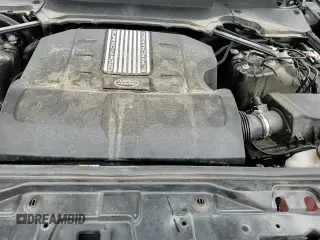 ✅ 2020 Land Rover Discovery HSE Luxury • VIN: SALRT2RV6L2429783 • Lot: 54164265. Listed on Copart with 53,372 mi. Free auction sales archive from the USA and detailed vehicle history report at DreamBid. Image 17.