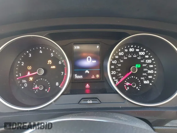 ✅ 2020 Volkswagen Tiguan SE • VIN: 3VV2B7AXXLM081437 • Lot: 43728101. Wystawiony na IAAI z przebiegiem 70 305 mil. Bezpłatny archiwum sprzedaży aukcyjnych z USA i szczegółowy raport historii pojazdu na DreamBid. Zdjęcie 6.