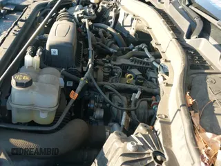 ✅ 2021 Ford Explorer XLT • VIN: 1FMSK8DH0MGA53999 • Lot: 43075446. Wystawiony na IAAI z przebiegiem 82 179 mil. Bezpłatny archiwum sprzedaży aukcyjnych z USA i szczegółowy raport historii pojazdu na DreamBid. Zdjęcie 18.