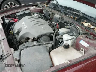 ✅ 1999 Buick Park Avenue • VIN: 1G4CW52K0X4644958 • Lot: 42410638. Wystawiony na IAAI z przebiegiem 151 917 mil. Bezpłatny archiwum sprzedaży aukcyjnych z USA i szczegółowy raport historii pojazdu na DreamBid. Zdjęcie 13.