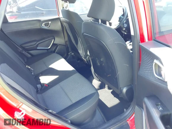 ✅ 2021 Kia Soul S • VIN: KNDJ23AU7M7146779 • Lot: 44463717. Wystawiony na IAAI z przebiegiem 32 823 mil. Bezpłatny archiwum sprzedaży aukcyjnych z USA i szczegółowy raport historii pojazdu na DreamBid. Zdjęcie 8.