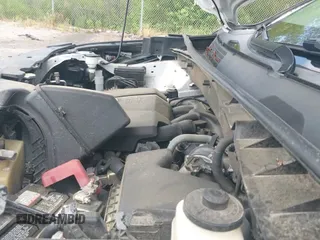 ✅ 2017 Toyota Highlander XLE • VIN: 5TDKZRFH4HS518783 • Lot: 42817128. Listed on IAAI with 113,662 mi. Free auction sales archive from the USA and detailed vehicle history report at DreamBid. Image 19.