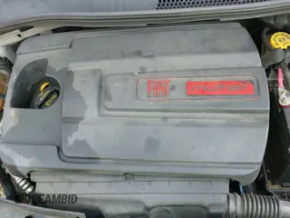 ✅ 2012 FIAT 500 Sport • VIN: 3C3CFFBR7CT366611 • Lot: 43313590. Wystawiony na IAAI z przebiegiem 122 535 mil. Bezpłatny archiwum sprzedaży aukcyjnych z USA i szczegółowy raport historii pojazdu na DreamBid. Zdjęcie 12.