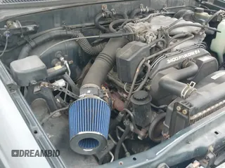 ✅ 1996 Toyota T100 SR5 • VIN: JT4UN24D5T0023676 • Lot: 42988081. Listed on IAAI with 256,183 mi. Free auction sales archive from the USA and detailed vehicle history report at DreamBid. Image 12.