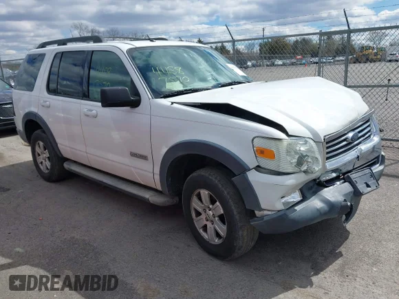 ✅ 2007 Ford Explorer XLT • VIN: 1FMEU73E17UB22259 • Lot: 44587570. Wystawiony na IAAI z przebiegiem 119 156 mil. Bezpłatny archiwum sprzedaży aukcyjnych z USA i szczegółowy raport historii pojazdu na DreamBid. Zdjęcie 1.
