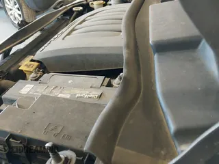 ✅ 2014 Chrysler Town & Country Touring L 30th Anniversary • VIN: 2C4RC1CG5ER310462 • Lot: 42123534. Wystawiony na IAAI z przebiegiem 178 697 mil. Bezpłatny archiwum sprzedaży aukcyjnych z USA i szczegółowy raport historii pojazdu na DreamBid. Zdjęcie 19.