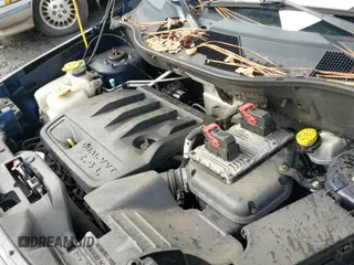 ✅ 2017 Jeep Patriot Latitude • VIN: 1C4NJRFB0HD130011 • Lot: 43749304. Listed on IAAI with 117,058 mi. Free auction sales archive from the USA and detailed vehicle history report at DreamBid. Image 20.