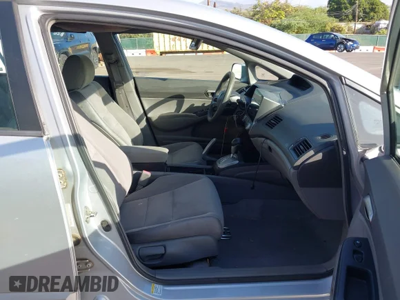 ✅ 2007 Honda Civic LX • VIN: 1HGFA165X7L051144 • Lot: 43495715. Wystawiony na IAAI z przebiegiem 95 760 mil. Bezpłatny archiwum sprzedaży aukcyjnych z USA i szczegółowy raport historii pojazdu na DreamBid. Zdjęcie 5.
