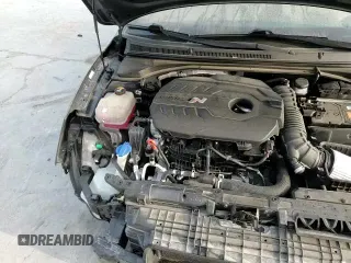 ✅ 2022 Hyundai Veloster • VIN: KMHT36AH7NU013979 • Lot: 49101225. Wystawiony na Copart z przebiegiem 26 474 mil mil. Skorzystaj z bezpłatnego archiwum sprzedaży aukcyjnych z USA i zobacz szczegółowy raport historii pojazdu na DreamBid. Zdjęcie 13.