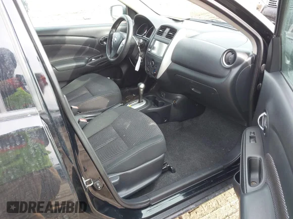 ✅ 2018 Nissan Versa SV • VIN: 3N1CN7AP8JL879824 • Lot: 44414025. Wystawiony na IAAI z przebiegiem 144 174 mil. Bezpłatny archiwum sprzedaży aukcyjnych z USA i szczegółowy raport historii pojazdu na DreamBid. Zdjęcie 5.