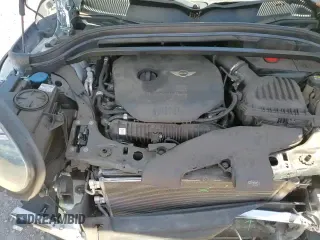 ✅ 2019 MINI Countryman Cooper S • VIN: WMZYT3C56K3E95103 • Lot: 50423705. Listed on Copart with 84,921 mi. Free auction sales archive from the USA and detailed vehicle history report at DreamBid. Image 14.