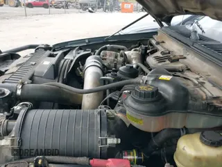 ✅ 2004 Ford F-250 XL • VIN: 1FTNX21P84EA26301 • Лот: 42647558. Опубликован ранее на IAAI с пробегом 340 277 миль. Бесплатный доступ к архиву аукционных продаж из США и подробный отчёт об истории автомобиля на DreamBid. Изображение 19.