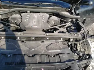 ✅ 2021 BMW X6 M • VIN: 5YMCY0C05M9F58827 • Lot: 43225125. Wystawiony na Copart z przebiegiem 37 281 mil. Bezpłatny archiwum sprzedaży aukcyjnych z USA i szczegółowy raport historii pojazdu na DreamBid. Zdjęcie 16.