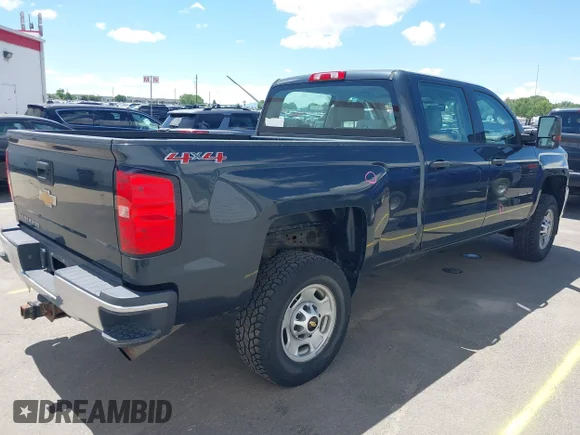 ✅ 2017 Chevrolet Silverado 2500HD Work Truck • VIN: 1GC1KUEGXHF185355 • Lot: 45353544. Wystawiony na IAAI z przebiegiem 56 862 mil. Bezpłatny archiwum sprzedaży aukcyjnych z USA i szczegółowy raport historii pojazdu na DreamBid. Zdjęcie 4.