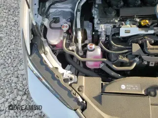 ✅ 2025 Toyota Prius LE • VIN: JTDADABU2S3028799 • Lot: 84772115. Listed on Copart with 7,525 mi. Free auction sales archive from the USA and detailed vehicle history report at DreamBid. Image 13.